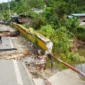 Kondisi Jembatan Titian Putiah di Nagari Taluak, Kecamatan Lintau Buo, Senin (2552026). (Foto Prokopim Tanah Datar) 