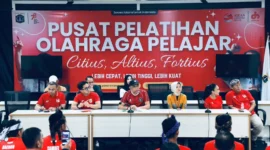 Wakil Menteri Sosial Agus Jabo Priyono menghadiri pelepasan Kontingen Nasional Indonesia Garuda Baru Street Soccer di Gedung PPOP Ragunan, Jakarta Selatan, Sabtu (3/5/2026). (Foto: Kemensos)