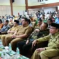 Wakil Wali Kota Padang, Maigus Nasir menghadiri kuliah umum bersama Wakil Menteri Kesehatan RI, Benjamin Paulus Octavianus, di Aula Prof. dr. M. Syaaf Fakultas Kedokteran Unand, Selasa (12/5/2026). (Foto: Prokopim Padang)
