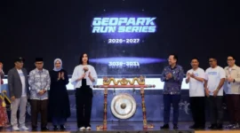Menteri Pariwisata Widiyanti Putri Wardhana dalam Launching Geopark Run Series 2026–2027 di Jakarta, Jumat (22/5/2026). (Foto: Kemenpar)