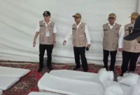 Menhaj RI Mochamad Irfan Yusuf meninjau tenda jemaah Indonesia di Arafah, Kamis (21/5/2026). (Foto: Kemenhaj)