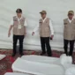 Menhaj RI Mochamad Irfan Yusuf meninjau tenda jemaah Indonesia di Arafah, Kamis (21/5/2026). (Foto: Kemenhaj)