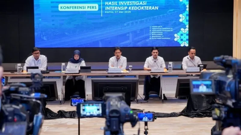 Menkes Budi Gunadi Sadikin dalam konferensi pers di ruang dr. J. Leimena Kemenkes Jakarta, Kamis (7/5). (Foto: Kemenkes)