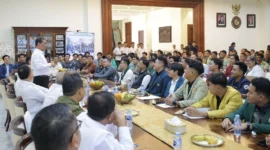 Mentan Andi Amran Sulaiman dalam diskusi bersama BEM seluruh Indonesia di Jakarta, Rabu (6/5/2026). (Foto: Ditjen PKH Kementan)
