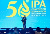Menteri ESDM Bahlil Lahadalia membuka acara Indonesia Petroleum Association Convention and Exhibition 2026 di Tangerang, Rabu (20/5). (Foto: Kementerian ESDM)
