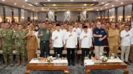 Menteri Koperasi Ferry Juliantono menghadiri Musyawarah Nasional (Munas) II DPP PAPDESI di Jakarta, Senin (115). (Foto Kemenkop)