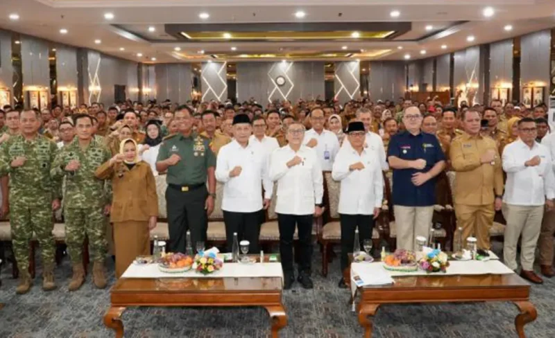 Menteri Koperasi Ferry Juliantono menghadiri Musyawarah Nasional (Munas) II DPP PAPDESI di Jakarta, Senin (115). (Foto Kemenkop)