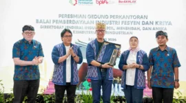 Menteri Perindustrian Agus Gumiwang Kartasasmita meresmikan Gedung BPIFK di Kabupaten Badung, Bali, Jumat (8/5). (Foto: Kemenperin)