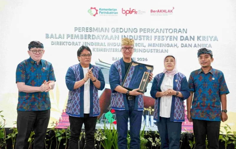 Menteri Perindustrian Agus Gumiwang Kartasasmita meresmikan Gedung BPIFK di Kabupaten Badung, Bali, Jumat (8/5). (Foto: Kemenperin)