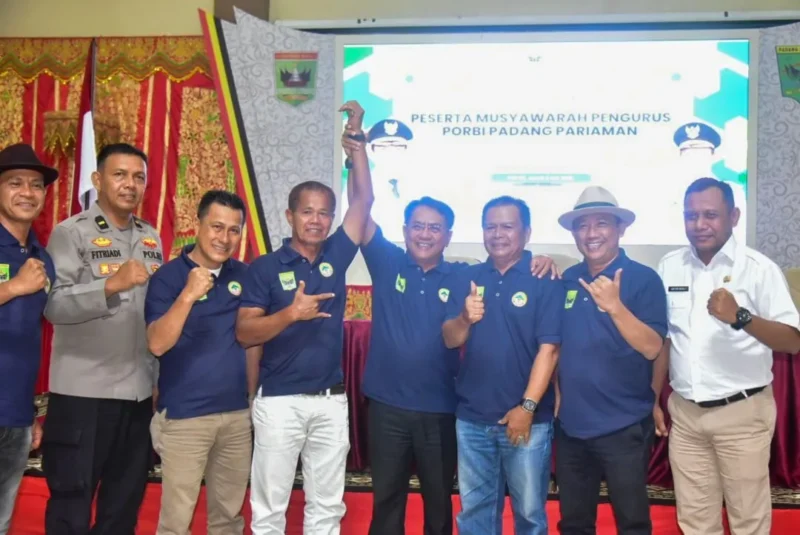 Bupati Padang Pariaman John Kenedy Azis menghadiri Musyawarah Pengurus PORBI Padang Pariaman di Hall IKK, Jumat (8/5/2026). (Foto: Diskominfo Padang Pariaman)
