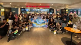 Puluhan anak disabilitas asal Kota Padang Panjang mengikuti kegiatan nobar film Semua Akan Baik-Baik Saja di CGV Padang. (Foto: Kominfo Padang Panjang)