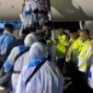 Kepala Ombudsman RI Perwakilan Sumatera Barat, Adel Wahidi, meninjau langsung kualitas layanan jemaah haji Embarkasi Padang saat pelepasan Kloter 10 di BIM, Senin (4/5/2026) malam. (Foto: Humas Kemenhaj Sumbar)