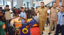 Wali Kota Padang Fadly Amran meninjau kegiatan PNP Youth Innovators Fest 2026 di Gedung Bagindo Aziz Chan Youth Center, Selasa (5/5/2026). (Foto: Prokopim Padang)