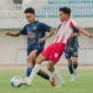 Pemain PSP Padang berduel dengan pemain Mataram Utama FC pada laga perdana Putaran Nasional Liga 4 Piala Presiden 2026 Grup H di Stadion Mandala Krida, Sabtu (30/5/2026). (Foto: PSP Padang)