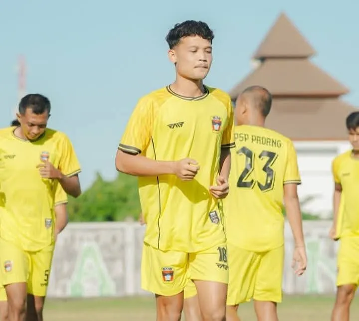 PSP Padang siap menghadapi Mataram Utama FC pada laga perdana Liga 4 Nasional Piala Presiden 2026 di Stadion Mandala Krida, Yogyakarta, Sabtu (30/5/2026) sore. (Foto: FB Diskominfo Padang)