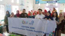 Dinkes Padang bersama IAKMI Pusat dan Astra menggelar pelatihan kompetensi bagi 25 kader Kesehatan kelurahan di Kampung KB, Kelurahan Koto Baru Nan XX, Kecamatan Lubuk Begalung, Kamis (21/5/2026). (Foto: Diskominfo Padang)