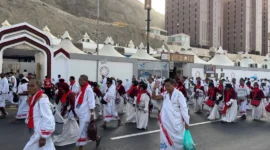 Pergerakan jemaah haji Indonesia selama puncak ibadah di Armuzna berlangsung lebih tertib dan terarah dibanding tahun sebelumnya. (Foto: Kemenhaj)