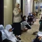 Jemaah perempuan Kloter 14 Embarkasi Padang mendapat pembekalan Fikih Haid jelang puncak ibadah haji. (Foto: Humas Kemenhaj Sumbar)