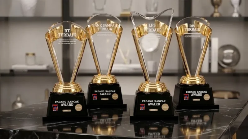 DLH Padang umumkan pemenang Padang Rancak Award 2026 Sesi I. (Foto: Diskominfo Padang)