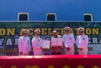 Penandatanganan MoU antara Pemkab Pasbar dan BPSDM Perhubungan Kemenhub di Politeknik Pelayaran Sumbat, Padang Pariaman, Sabtu (9/5). (Foto: Diskominfo Pasbar)
