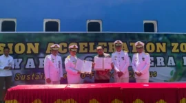Penandatanganan MoU antara Pemkab Pasbar dan BPSDM Perhubungan Kemenhub di Politeknik Pelayaran Sumbat, Padang Pariaman, Sabtu (9/5). (Foto: Diskominfo Pasbar)