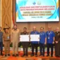 Penandatanganan kerja sama antara Perumda AM Padang dengan Kejari Padang di ZHM Premiere Hotel, Selasa (12/5/2026). (Foto: Prokopim Padang)