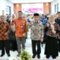 Wakil Wali Kota Padang Maigus Nasir membuka Workshop Peningkatan Kompetensi Operator ATS Kelurahan se-Kota Padang di Ruang Suhaimi Kantor Disdikbud Padang, Kamis (21/5/2026). (Foto: Pemko Padang)