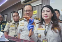 Karantina Banten bersama Bea Cukai serta aparat penegak hukum menggagalkan upaya penyelundupan satwa hidup asal Thailand di Terminal 2 Bandara Internasional Soekarno-Hatta, Jumat (8/5). (Foto: Barantin)