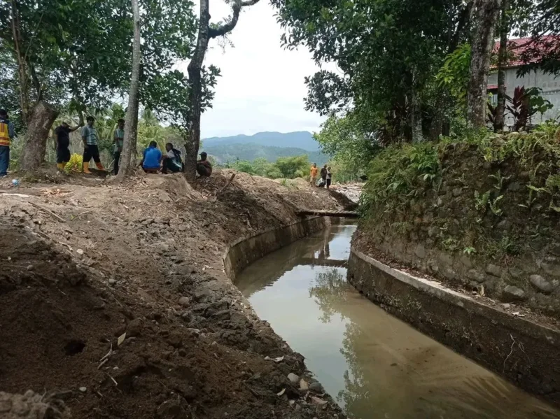 Dinas PUPR mempercepat pemulihan infrastruktur irigasi pascabencana. Targetkan pengerjaan fisik dimulai Juli 2026. (Foto: Diskominfo Padang)