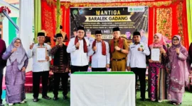 Kepala Kanwil Kemenag Sumbar, Mustafa meresmikan gedung hasil pembangunan dan rehabilitasi program PHTC di MAN 3 Plus Keterampilan Kota Payakumbuh, Senin (4/5/2026). (Foto: Kemenag Sumbar)