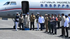 Presiden Prabowo Subianto mendarat di Pulau Miangas pada Sabtu (9/5/2026) sekitar pukul 10.30 waktu setempat. (Foto: Setkab RI) 