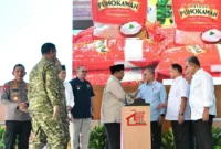 Presiden Prabowo Subianto saat meresmikan operasional 1.061 KDKMP di Kabupaten Nganjuk, Jawa Timur, Sabtu (16/5/2026). (Foto: BPMI Setpres)