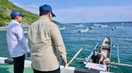 Presiden Prabowo Tinjau Kampung Nelayan Merah Putih di Gorontalo, Sabtu (9/5/2025). (Foto: Setkab RI)