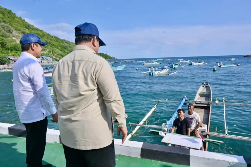 Presiden Prabowo Tinjau Kampung Nelayan Merah Putih di Gorontalo, Sabtu (9/5/2025). (Foto: Setkab RI)