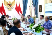 Presiden Prabowo Subianto menerima sejumlah tokoh ekonomi nasional di Kompleks Istana Kepresidenan, Jakarta, Jumat (22/5/2026). (Foto: BPMI Setpres)