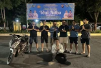 Pelaku saat diamankan di Mapolresta Padang. (Foto: Dok. Polresta Padang)