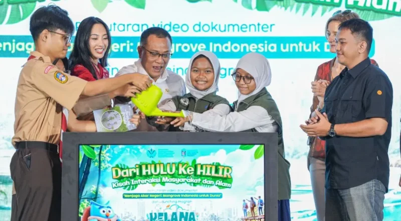 Menteri LH/Kepala BPLH Moh Jumhur Hidayat meluncurkan Program KELANA di Jakarta pada 13 Mei 2026. (Foto: Kementerian LH/BPLH)