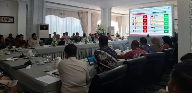 High Level Meeting (HLM) TPID Padang di Rumah Dinas Wali Kota Padang, Kamis (7/5/2026). (Foto: Diskominfo Padang)