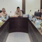 Rapat koordinasi bersama mitra penyedia layanan RTE dan jajaran PPIH Arab Saudi. (Foto: Kemenhaj)