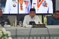 Wakil Wali Kota Padang Maigus Nasir memimpin Rapat Pembahasan Master Plan Penanganan Drainase Kota Padang di Gedung Putih Rumah Dinas Wali Kota, Jumat (22/5/2026). (Foto: Pemko Padang)