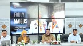 Persiapan tersebut dibahas dalam rapat yang dipimpin Rapat Persiapan HJK Padang ke-357 di Gedung Putih Kediaman Resmi Wali Kota Padang, Selasa (19/5/2026). (Foto: Pemko Padang)