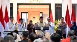 Presiden Prabowo meresmikan Museum Ibu Marsinah dan Rumah Singgah di Desa Nglundo, Kecamatan Sukomoro, Kabupaten Nganjuk, Jawa Timur, Sabtu (16/5/2026). (Foto: BPMI Setpres)