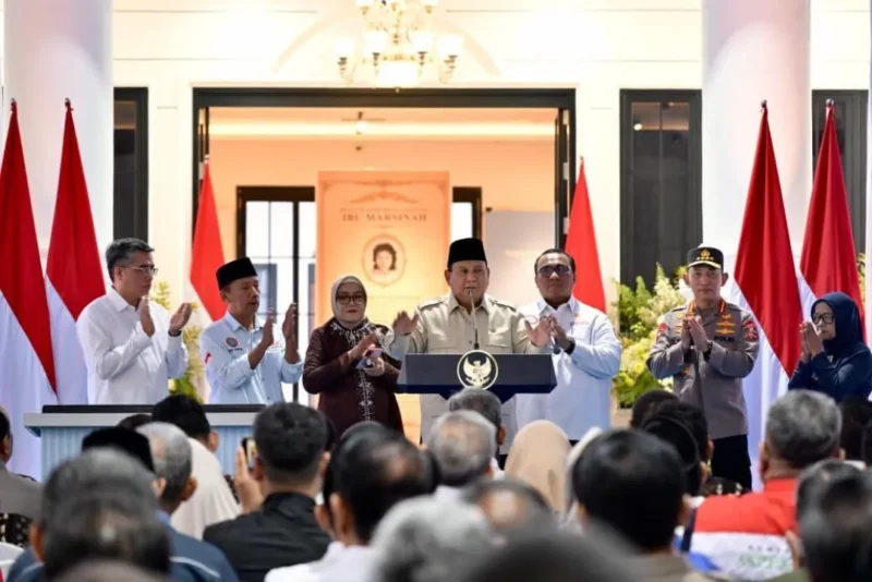 Presiden Prabowo meresmikan Museum Ibu Marsinah dan Rumah Singgah di Desa Nglundo, Kecamatan Sukomoro, Kabupaten Nganjuk, Jawa Timur, Sabtu (16/5/2026). (Foto: BPMI Setpres)