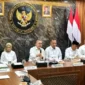 Menko Bidang Pangan Zulkifli Hasan menyampaikan perkembangan terbaru proses seleksi SDM KDKMP dan KNMP. (Foto: Kemenko Pangan)
