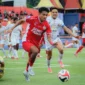 Pemain Semen Padang FC saat berduel dengan pemain Dewa United pekan lalu. (Foto: IG Semen Padang FC)