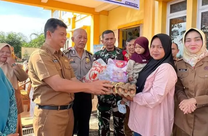 Kecamatan Payakumbuh Selatan meluncurkan inovasi “Seribu Asa Bebas Stunting” di kantor camat, Senin (4/5/2026). (Foto: MC Payakumbuh)
