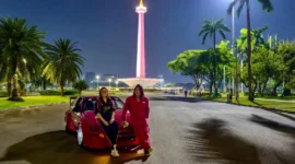 Wamen Ekraf Irene Umar dampingi aktor Sung Kang “Night Drive” di Jakarta, Senin (11/5) malam. (Foto: Kementerian Ekraf)