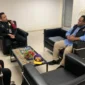 Tim gabungan dari Kemenhaj, Imigrasi, dan Kepolisian menggagalkan keberangkatan 32 WNI yang diduga menjalankan haji nonprosedural di Bandara Soekarno-Hatta pada 15 Mei 2026. (Foto: Kemenhaj)