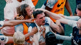 Tottenham Hotspur memastikan diri tetap bertahan di Premier League musim depan usai meraih kemenangan tipis 1-0 atas Everton pada laga pekan terakhir, Minggu (24/5/2026) malam WIB. (Foto: IG @