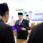 Wakil Bupati Tanah Datar, Ahmad Fadly, melantik 18 pejabat manajerial di lingkungan Pemkab Tanah Datar di Aula Kantor Bupati Tanah Datar, Jumat (22/5/2026). (Foto: Prokopim Tanah Datar)